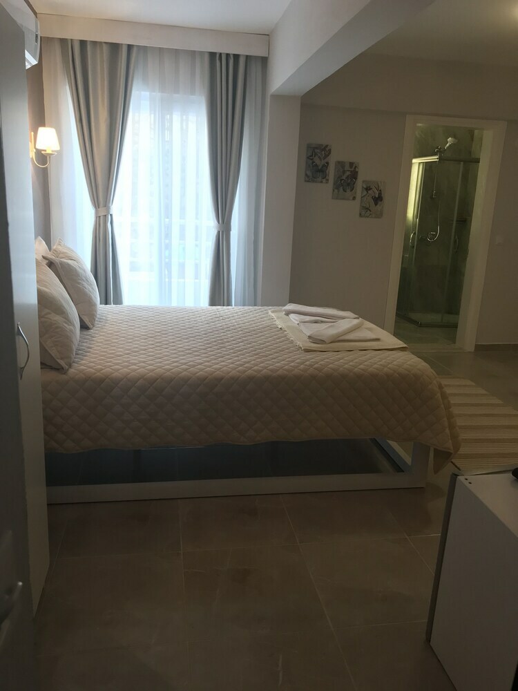 Himm Hotel