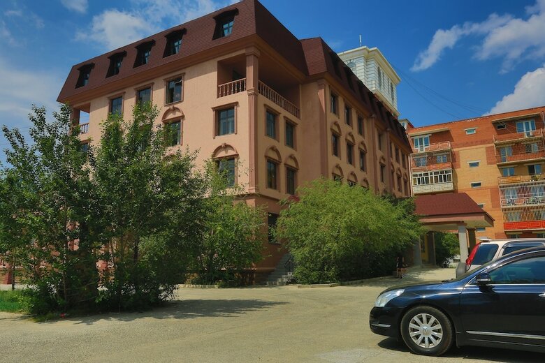Mika Hotel