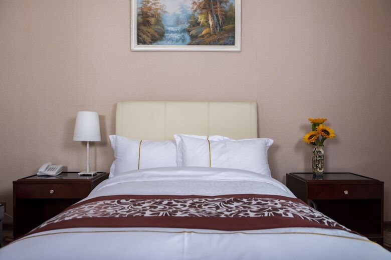 Mika Hotel