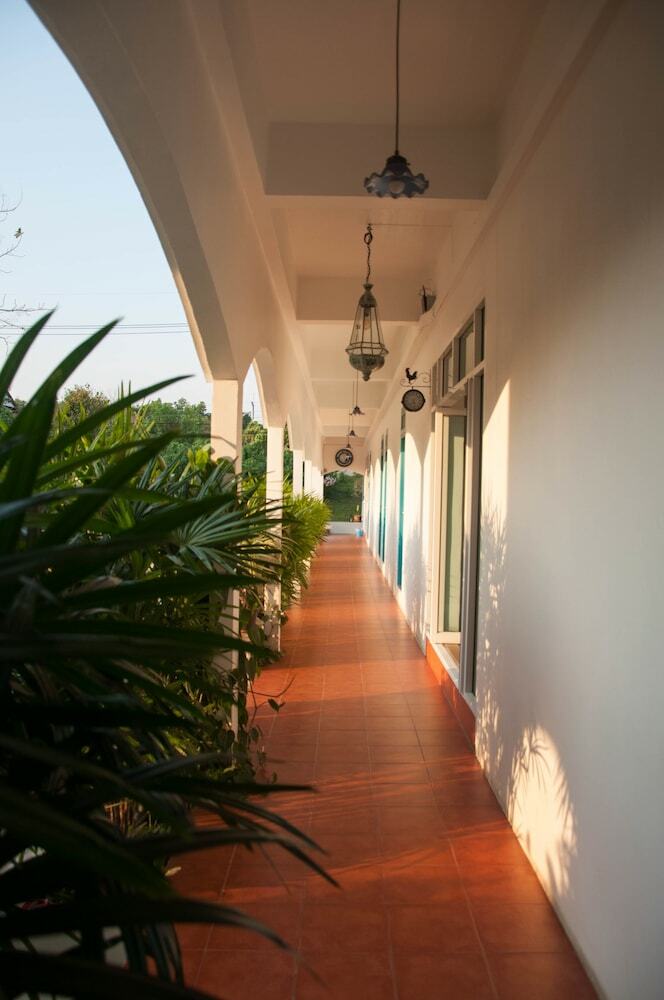 Hotel Baan Lugchang