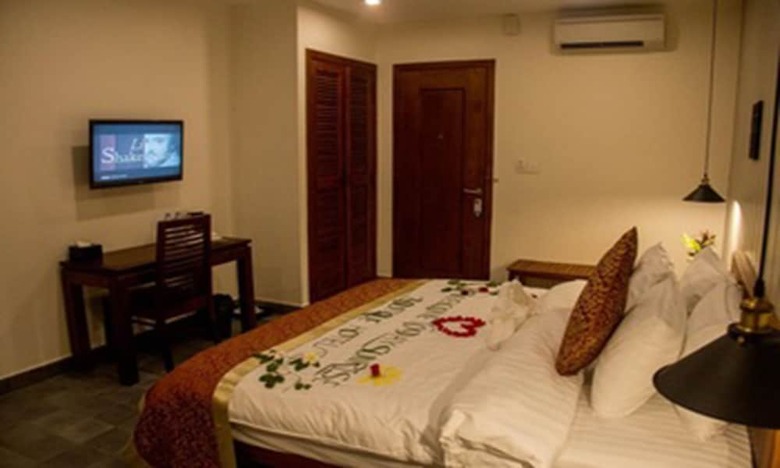 Day Sunrise Hotel