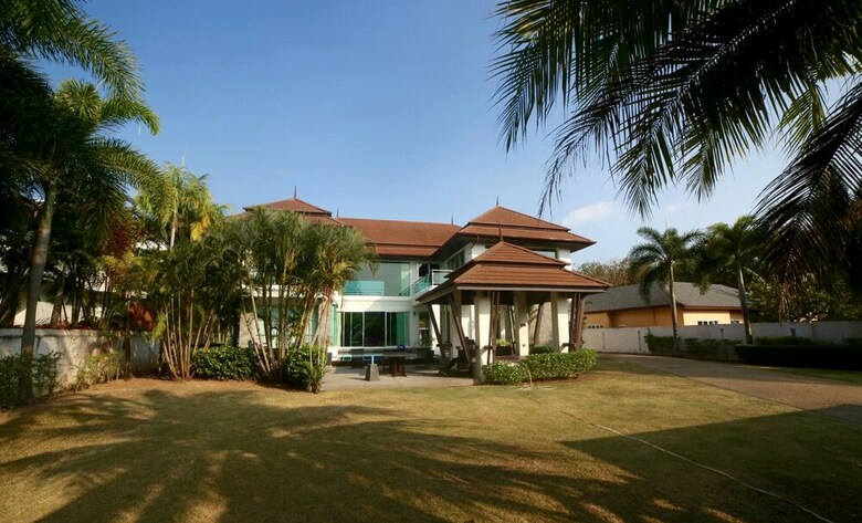 Villa Solitude