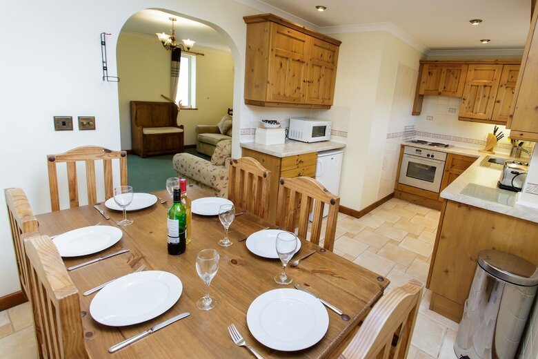 Tregurrian Villas