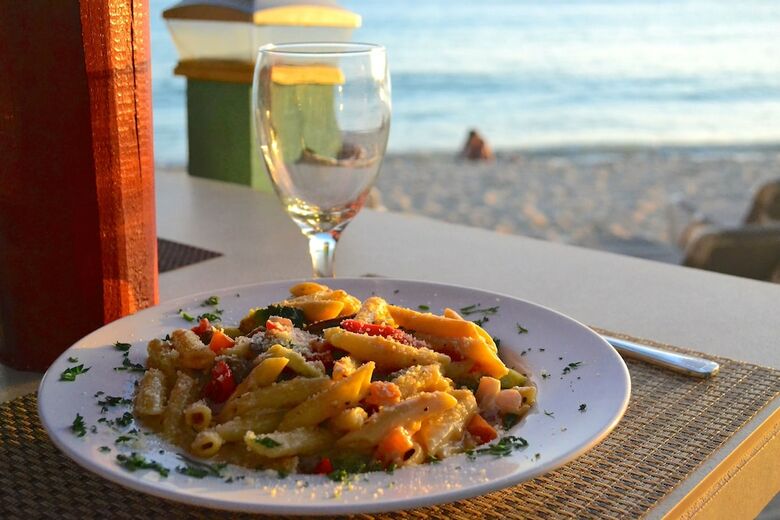 Hotel Emerald Beach Resort