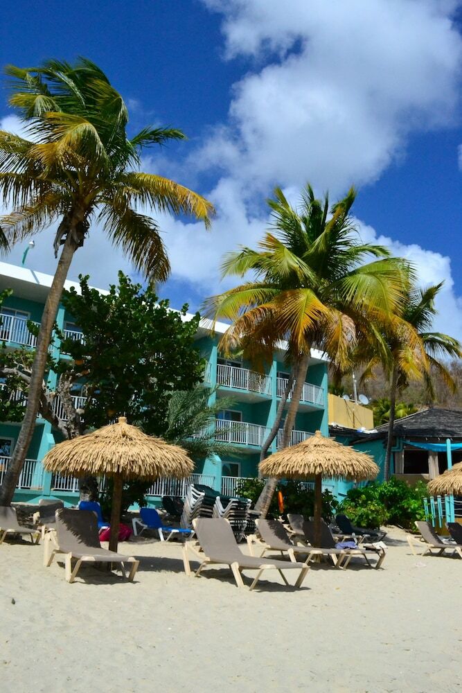 Hotel Emerald Beach Resort