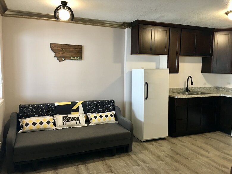 Lake View Suites