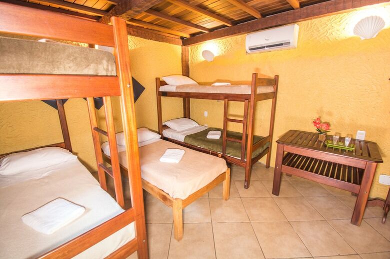 Hostal Bamboo B�zios Hostel