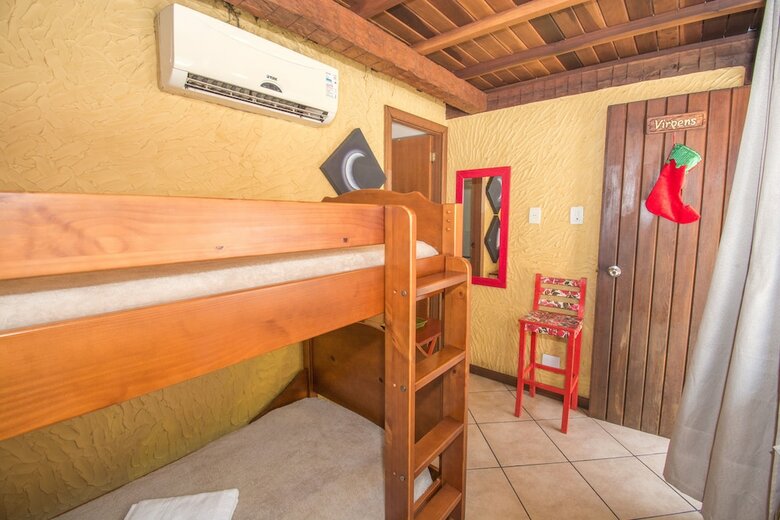 Hostal Bamboo B�zios Hostel