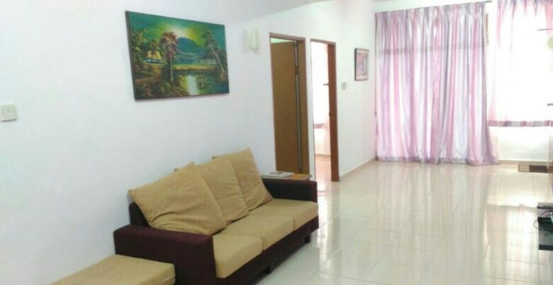 Bed & Breakfast Anggerik Residence