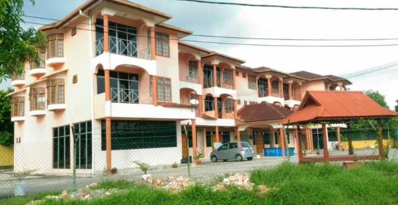 Bed & Breakfast Anggerik Residence