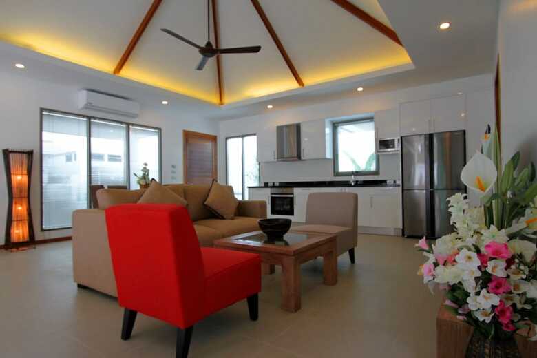 Ya Nui Beach Villas