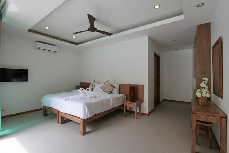 Ya Nui Beach Villas