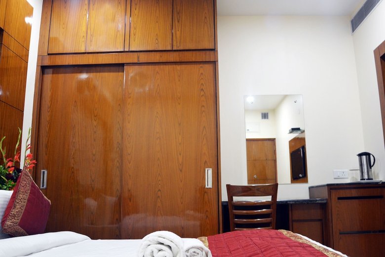 Hotel Trinity Corporate Suites