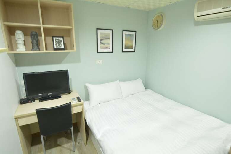 Hotel Mambo Hostel