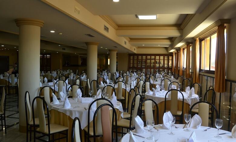 Hotel Reyes Zir�es