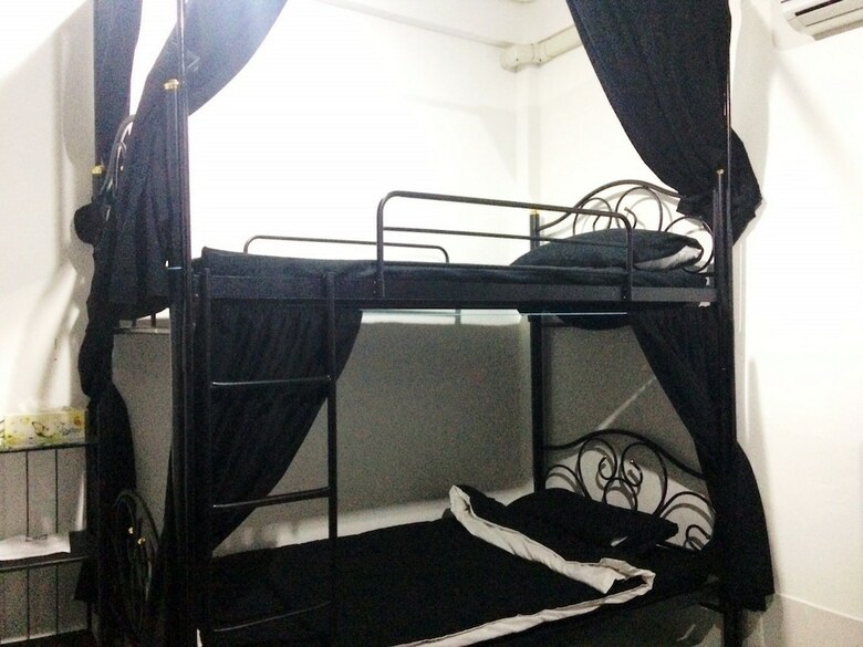 Hostal Caf� And Bar Secret Base