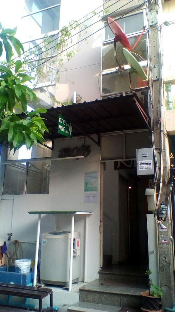 Hotel Nine Place Sukhumvit 81 - Bts On Nut