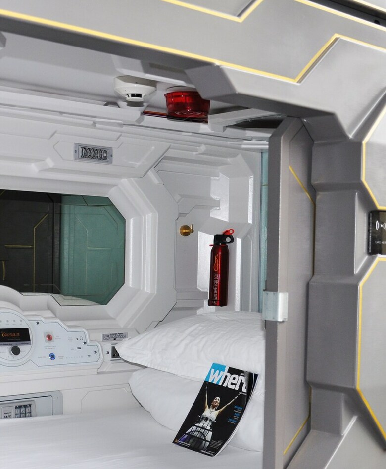The Capsule Hotel - Hostel