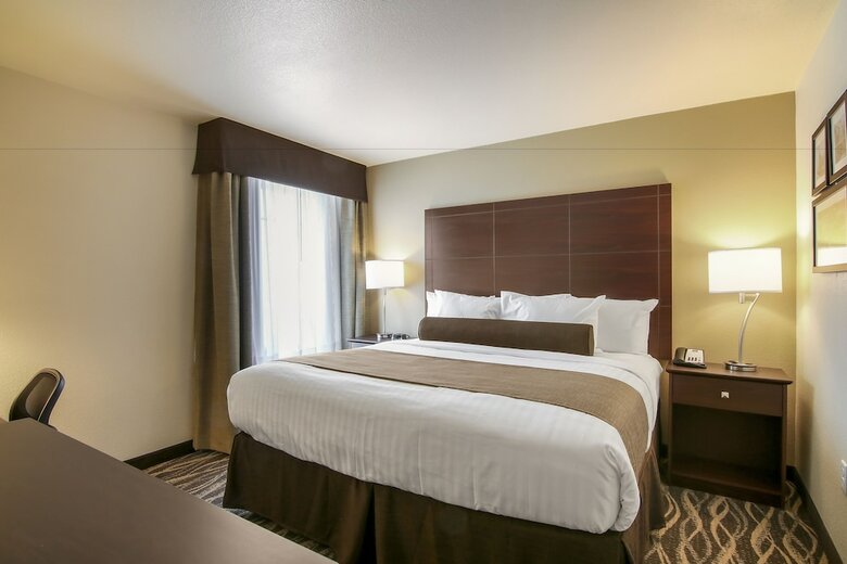 Hotel Cobblestone Inn & Suites - Menomonie