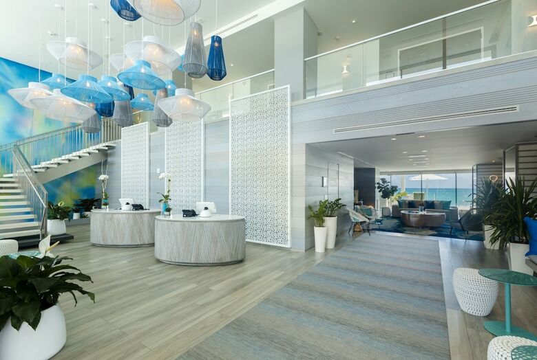 Serafina Beach Hotel