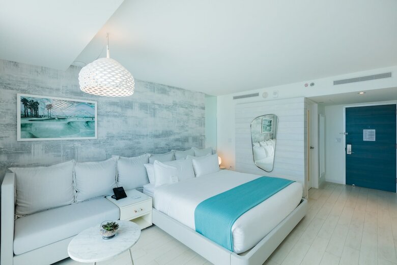 Serafina Beach Hotel