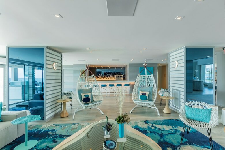 Serafina Beach Hotel