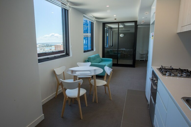 Newcastle Beach 1-br Apartment W/ City Views
