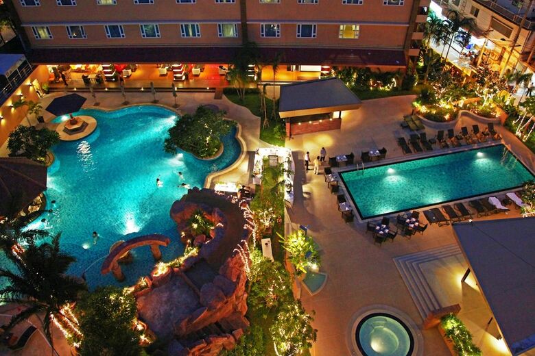 Nova Platinum Hotel
