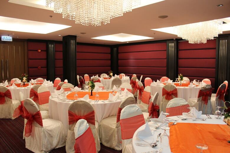 Nova Platinum Hotel