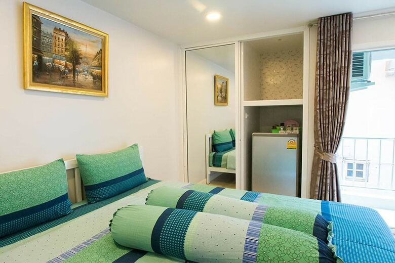 Parvena Hotel