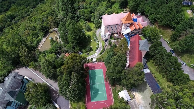 Sky Valle Hotel