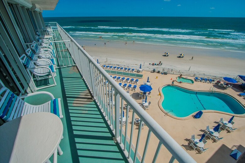 Sea Club IV