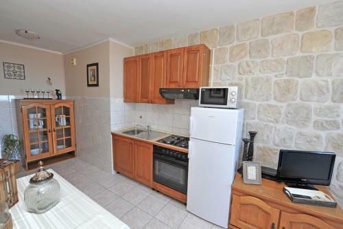 Sunset Apartment