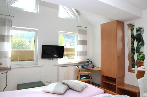Hostal Pension Und Ferienwohnungen Schweinsberg