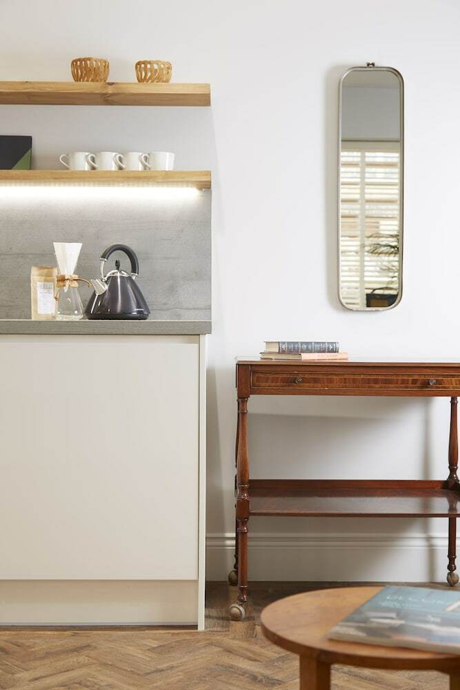 Hideout Apartment Hotel