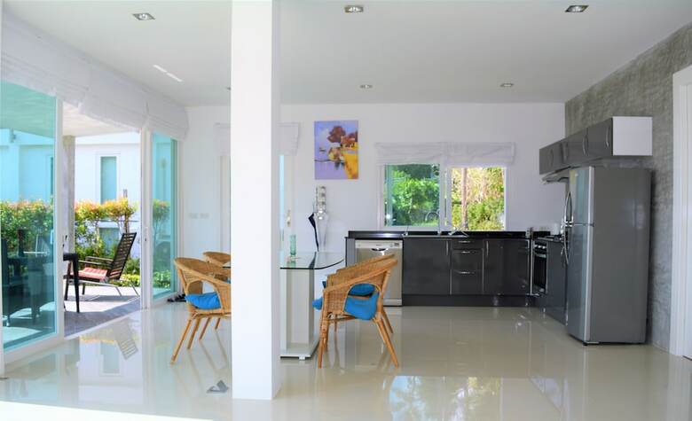 Coconut Bay Villa 2