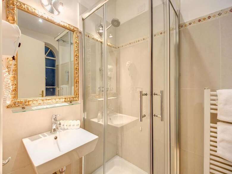 Domus Colosseo Hotel