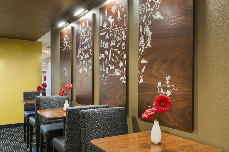 Hotel Towneplace Suites By Marriott Pensacola