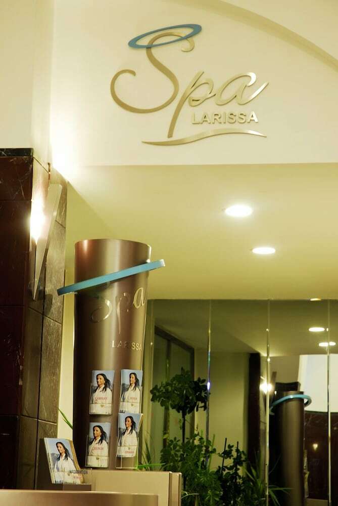 Korumar Deluxe Hotel
