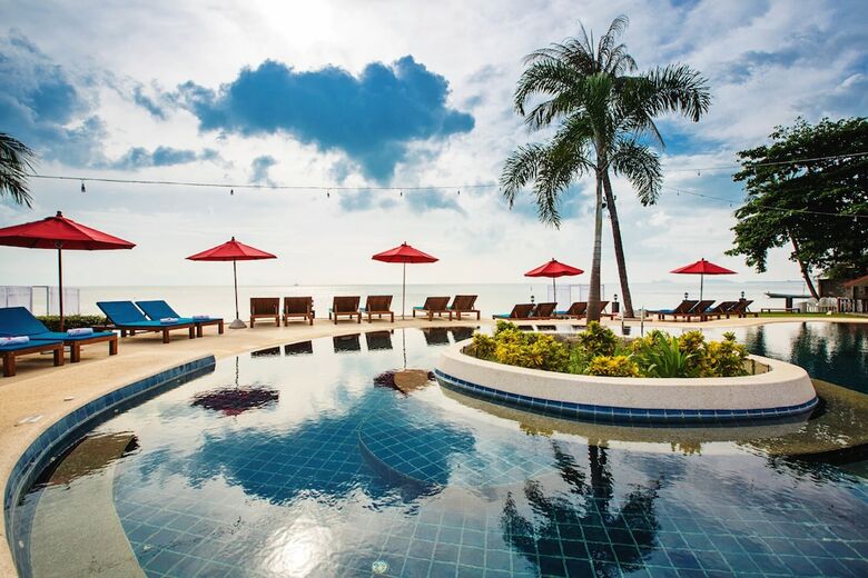 Hotel Buri Beach Resort
