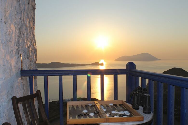 Apartamentos Kastro Milos