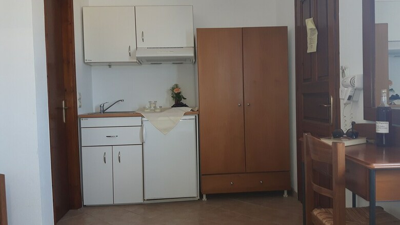 Depis Bay Apartments