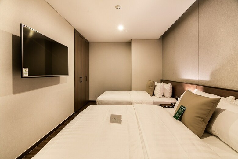 Wd Hotel