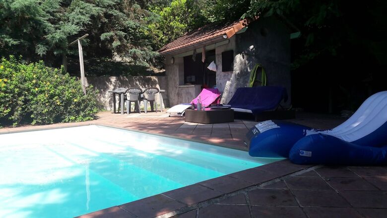Hotel En Plein Coeur de La For�t