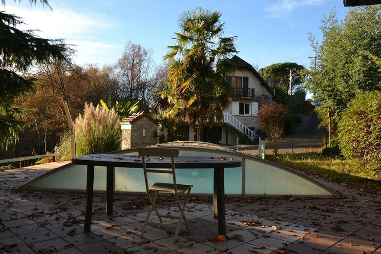 Hotel En Plein Coeur de La For�t