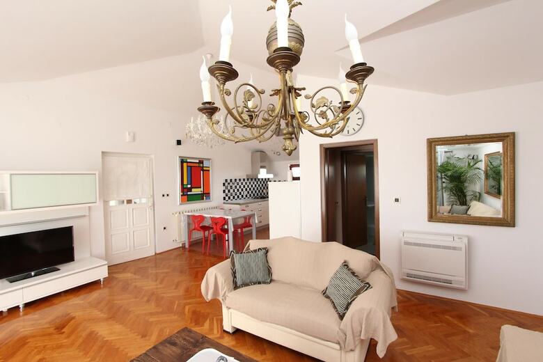 Hotel Guest House And Apartment Ambienti
