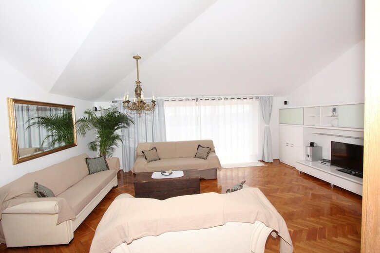 Hotel Guest House And Apartment Ambienti