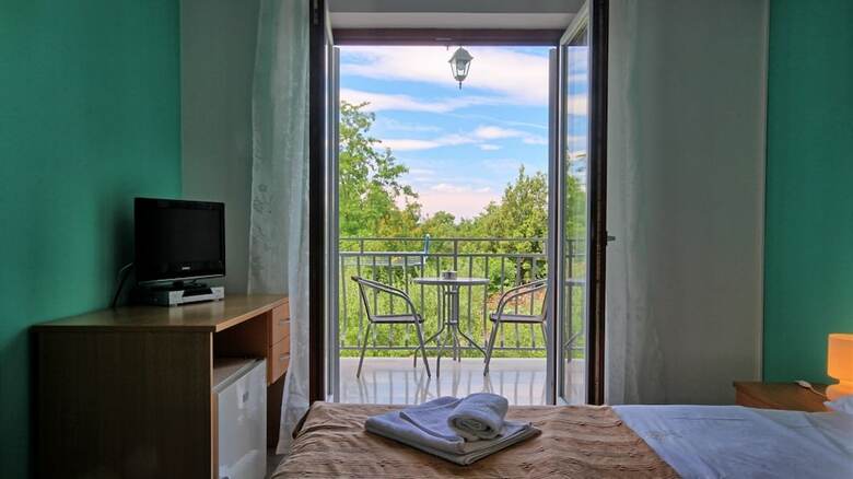 Hotel Guest House And Apartment Ambienti
