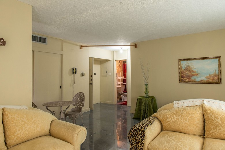 Turtle Towers Apartments