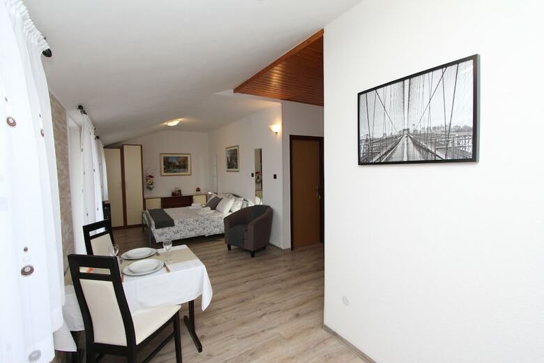 Apartments Matosevic